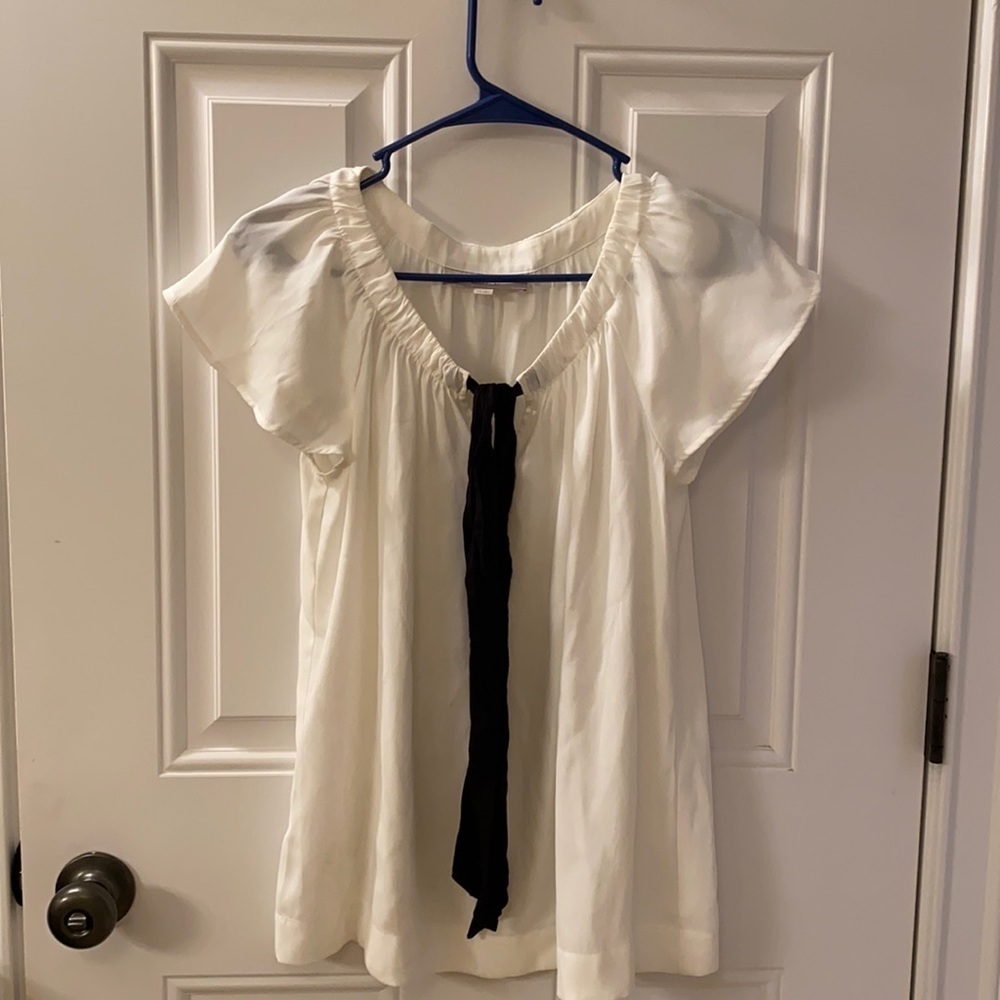 Loft silky flutter sleeve blouse